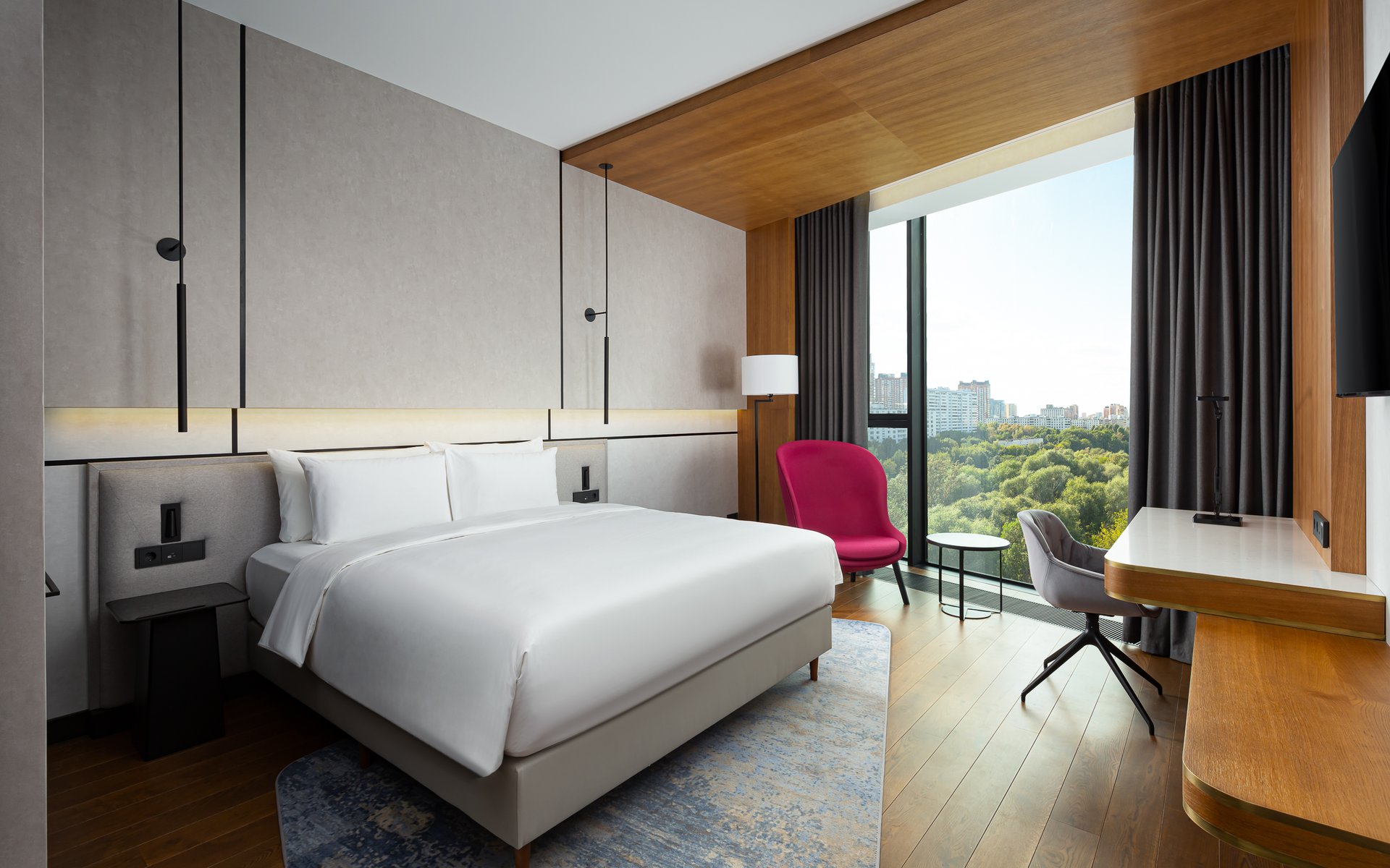 Executive suite 02.jpg