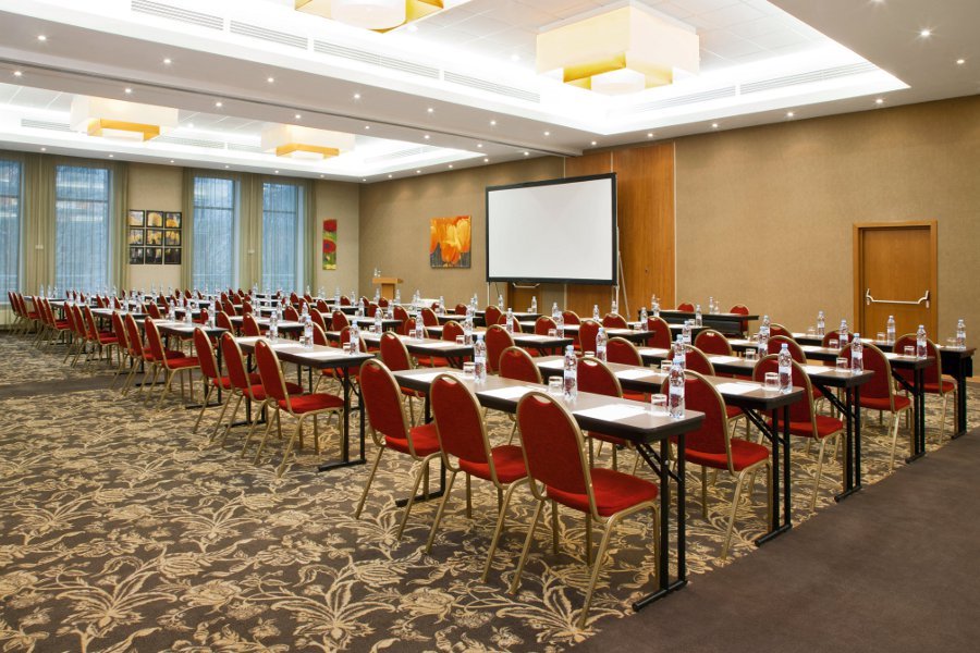 suschevsky_by_safmar_grand_ball_room_2+3_class.jpg