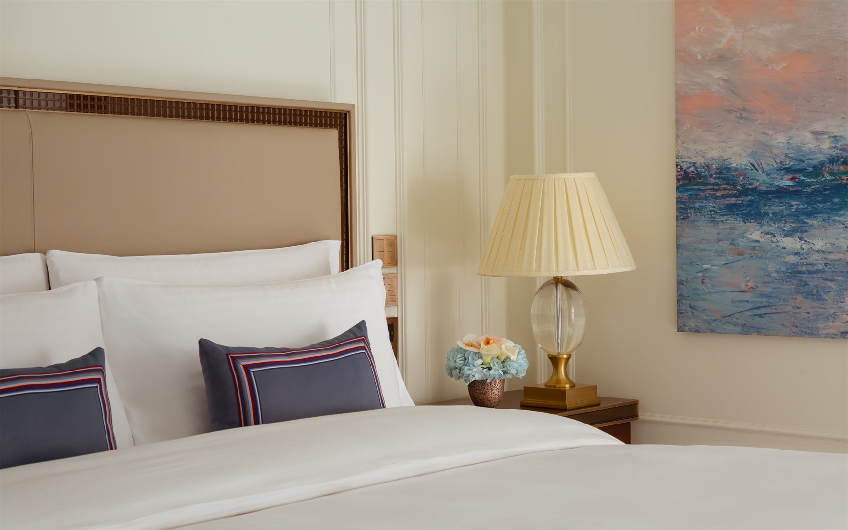 Carlton bed room.jfif