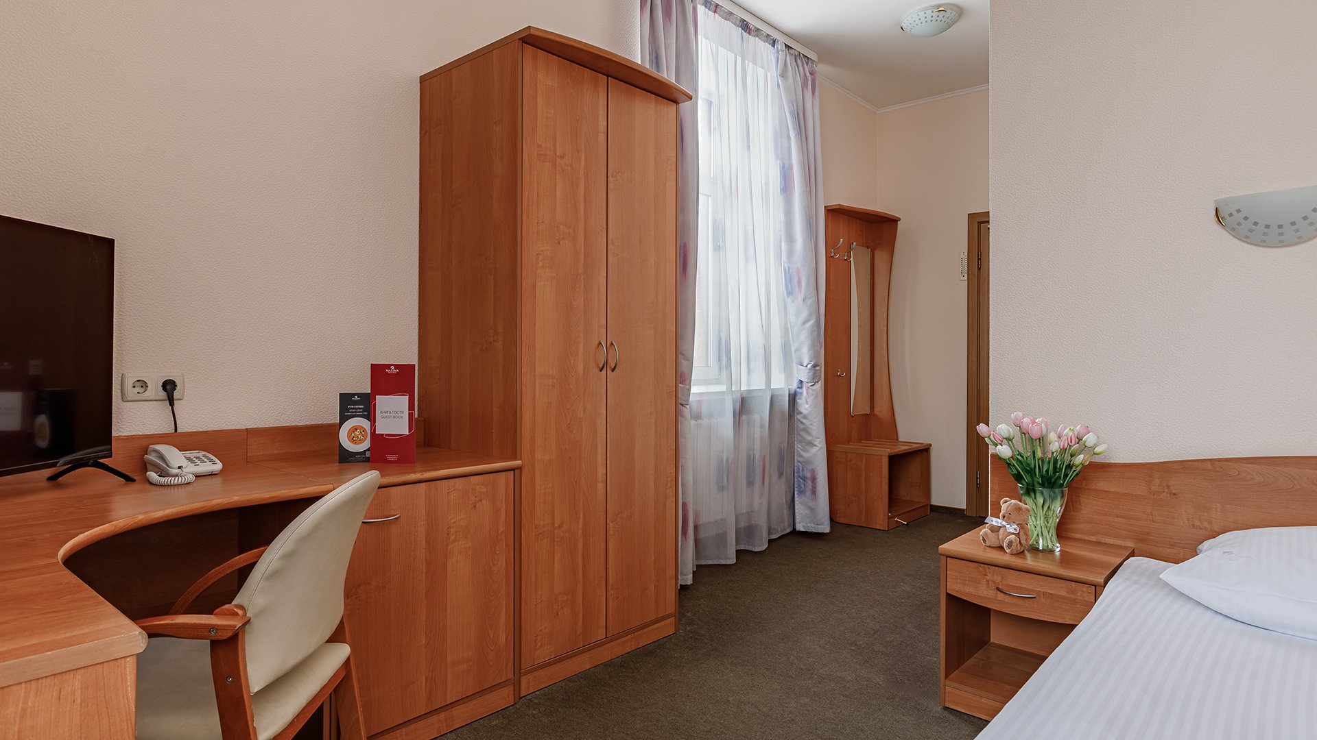 3F3A8780-HDR.jpg