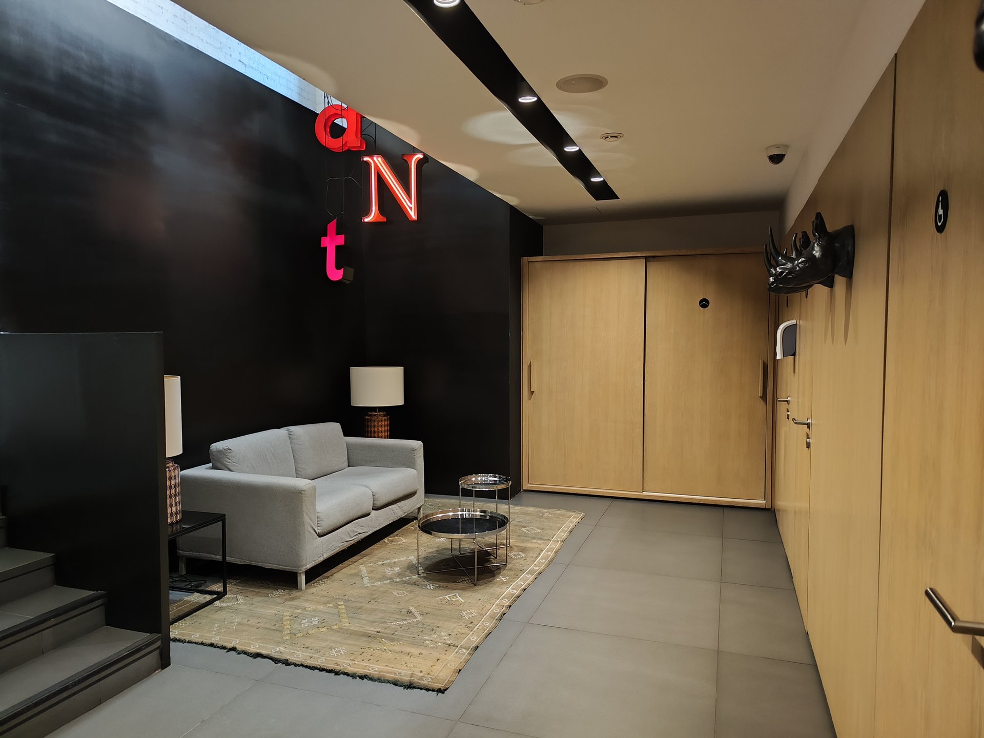 AZIMUTHotelTulskaya_Lobby.jpg