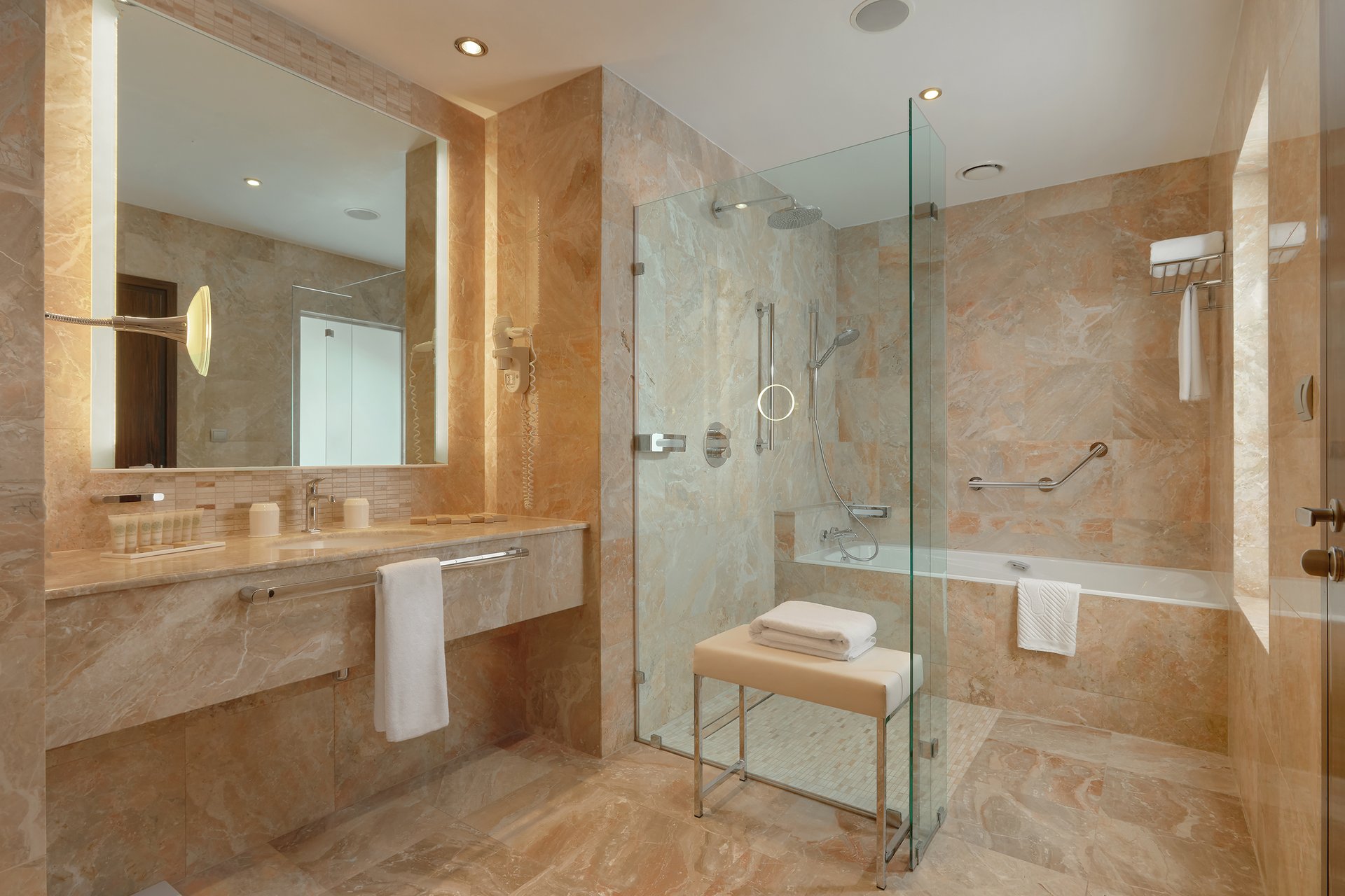 Rooms_035 copy.jpg