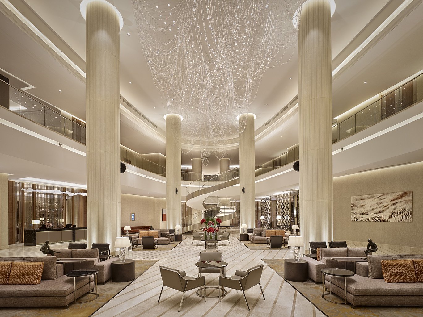 Hyatt-Regency-Moscow-Petrovsky-Park-Lobby-1.jpg
