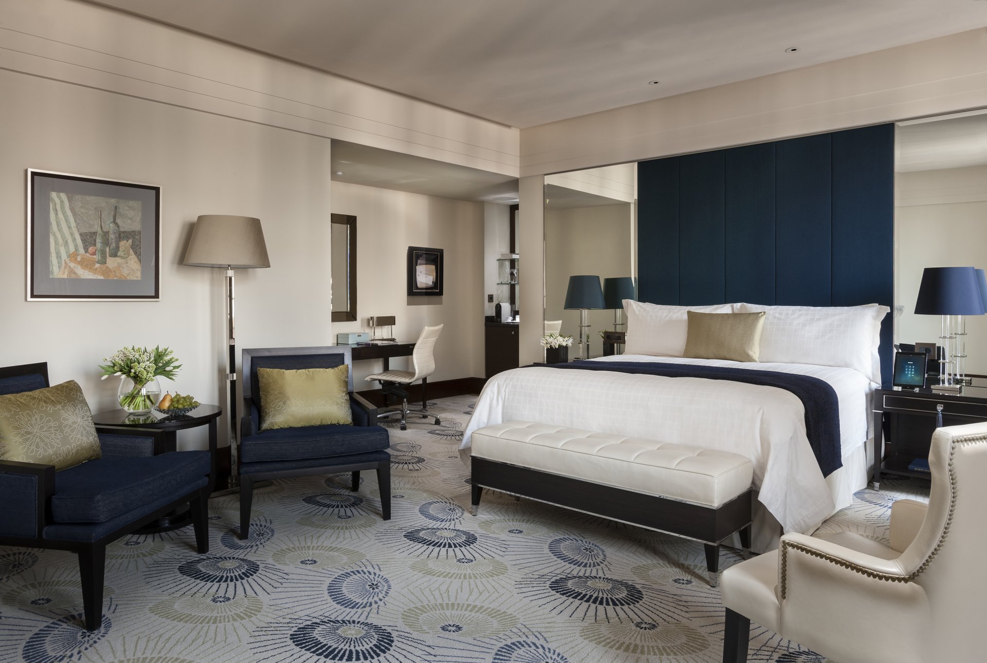 Premier room bedroom_0730.jpg