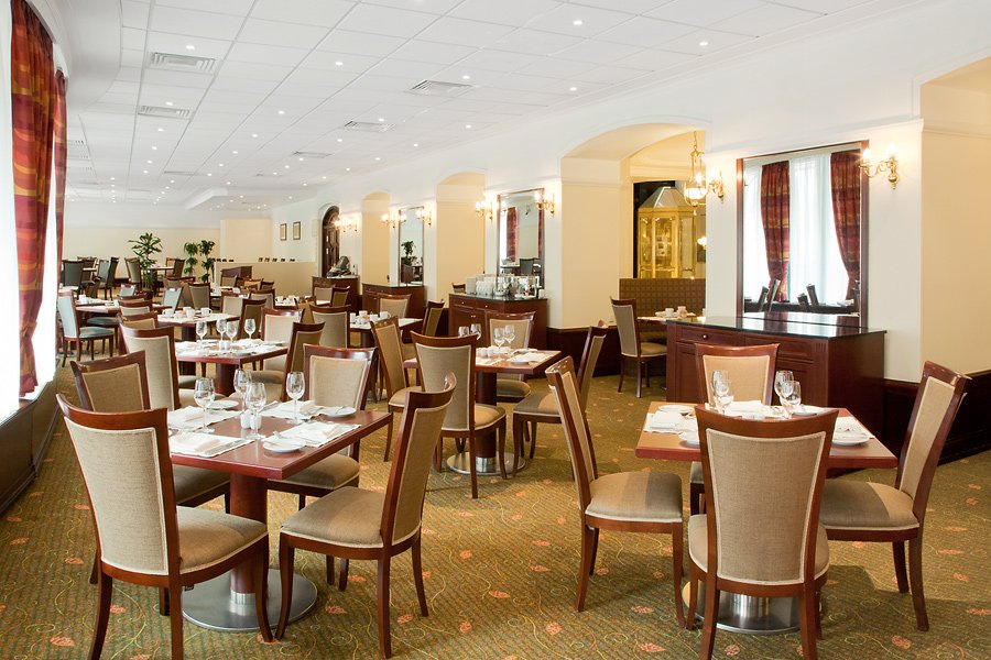 Gratzi restaurant 3.jpg
