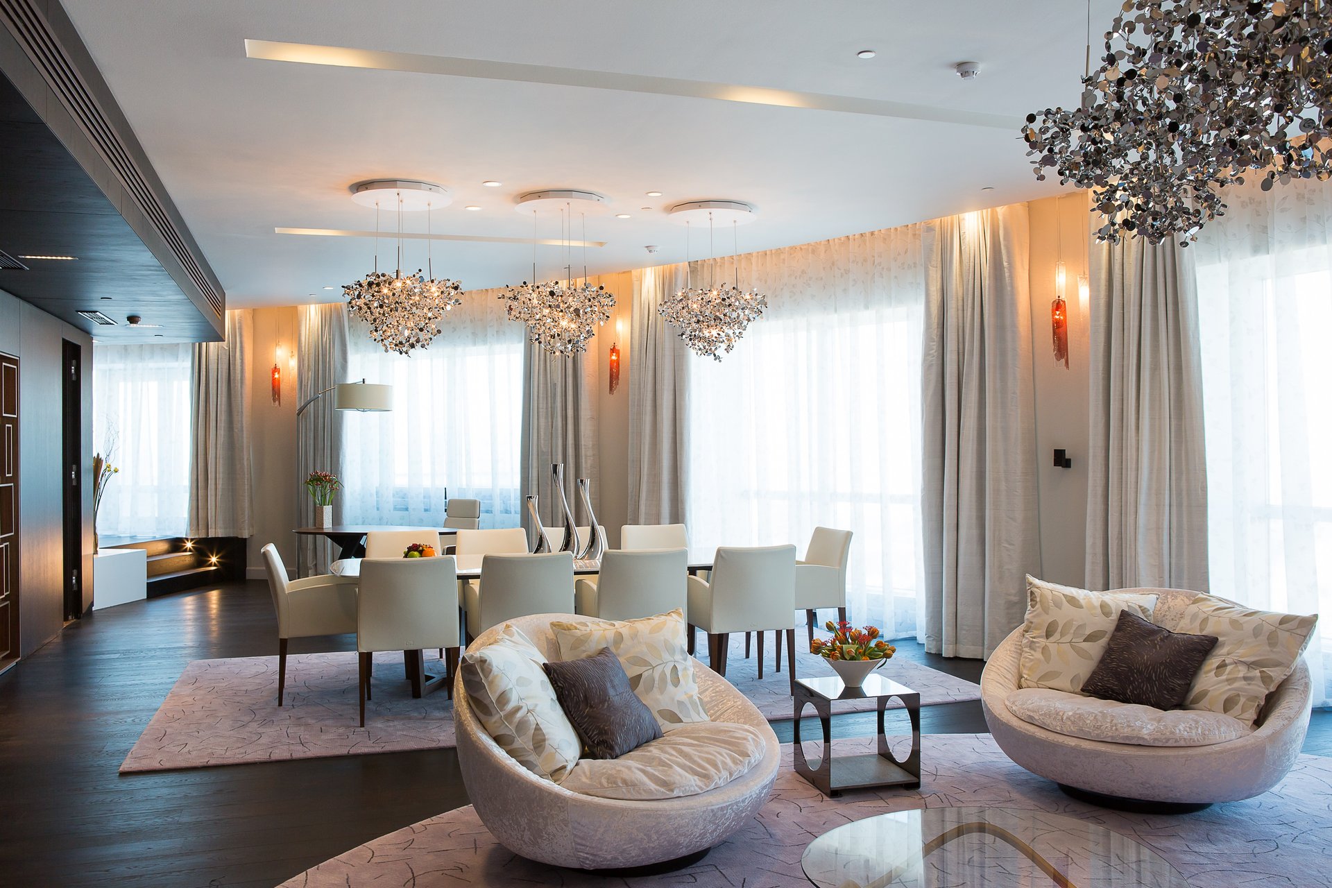 Living Room_Penthhouse Suite (2).jpg