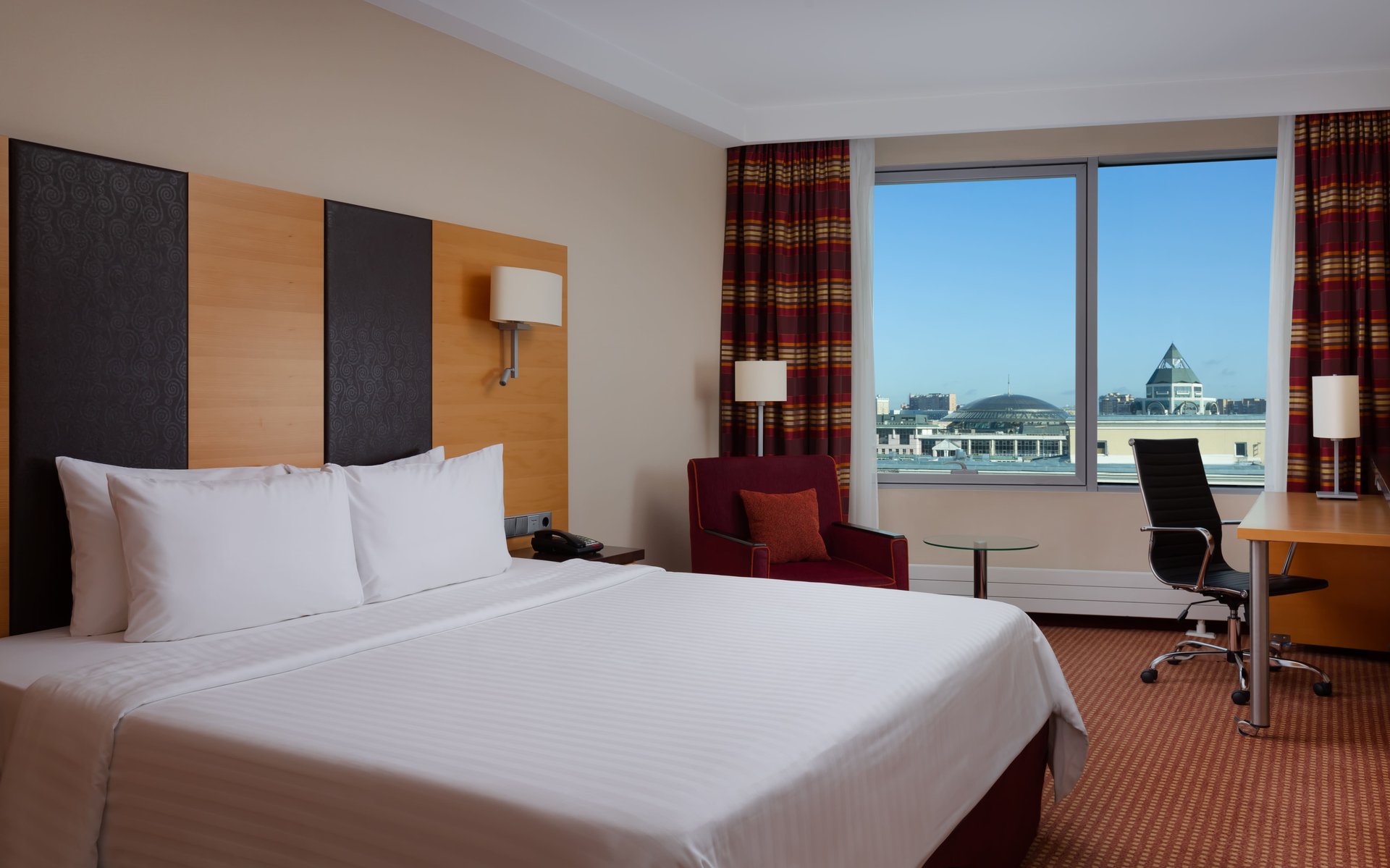 MOWPV_King_Guest_Room_City_2 (1).jpg