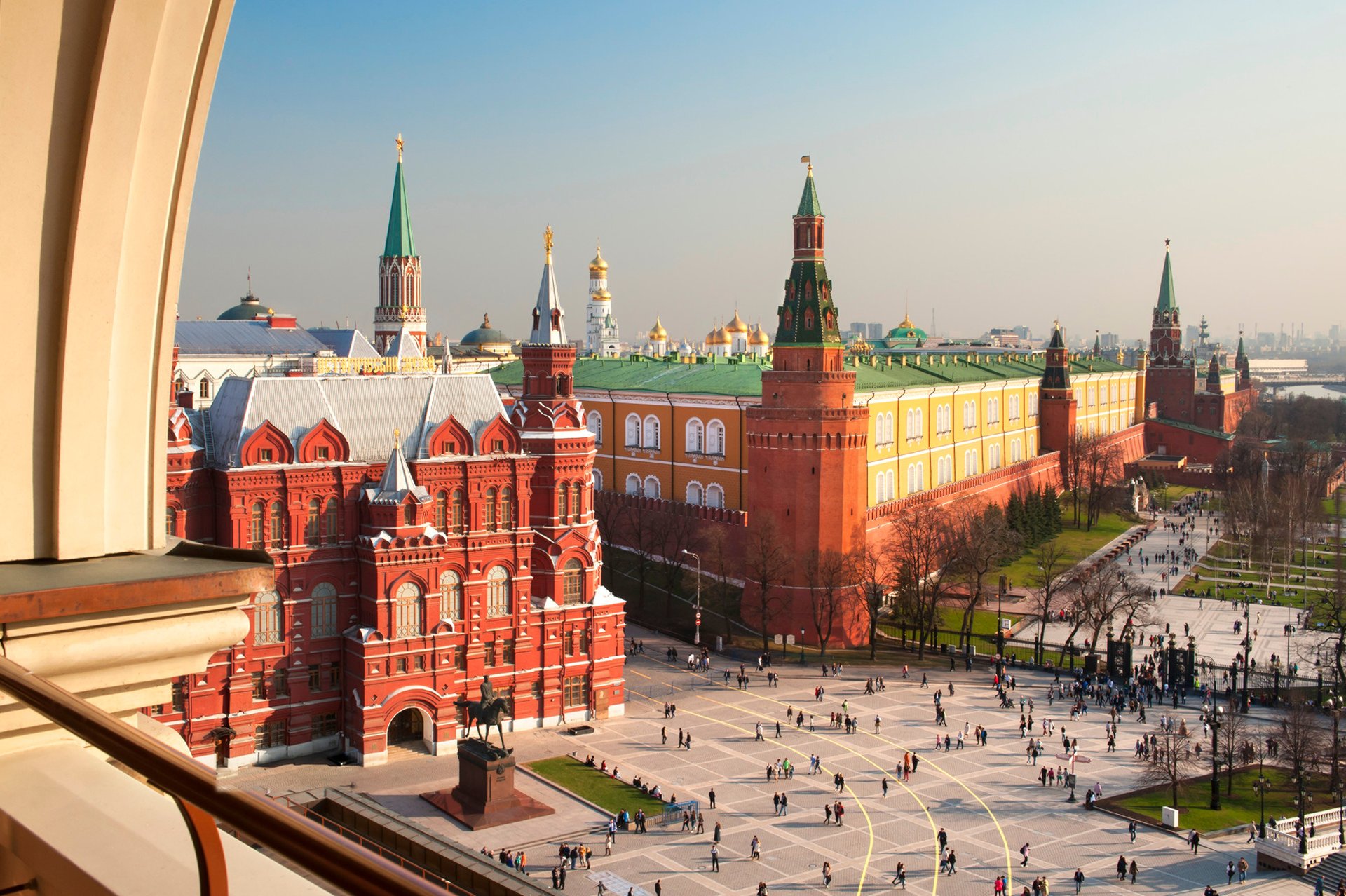 11 Kremlin Grand Premier Bedroom View.jpg