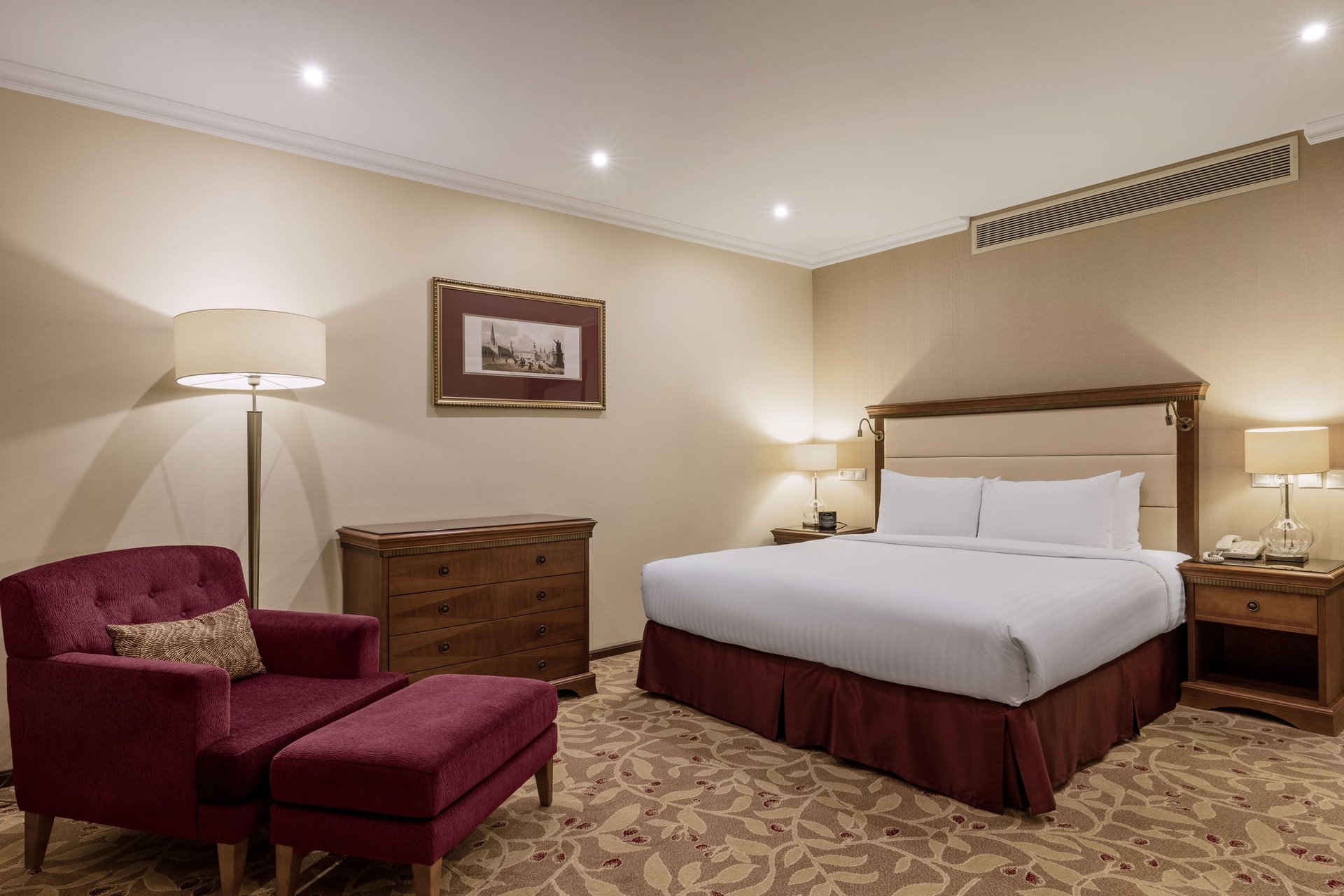 RDI_5121 Deluxe King.jpg