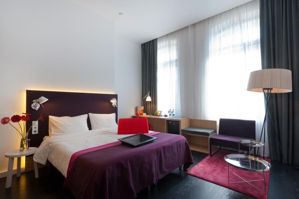AZIMUTHotelTulskaya_SMART JuniorSuite_1.jpg