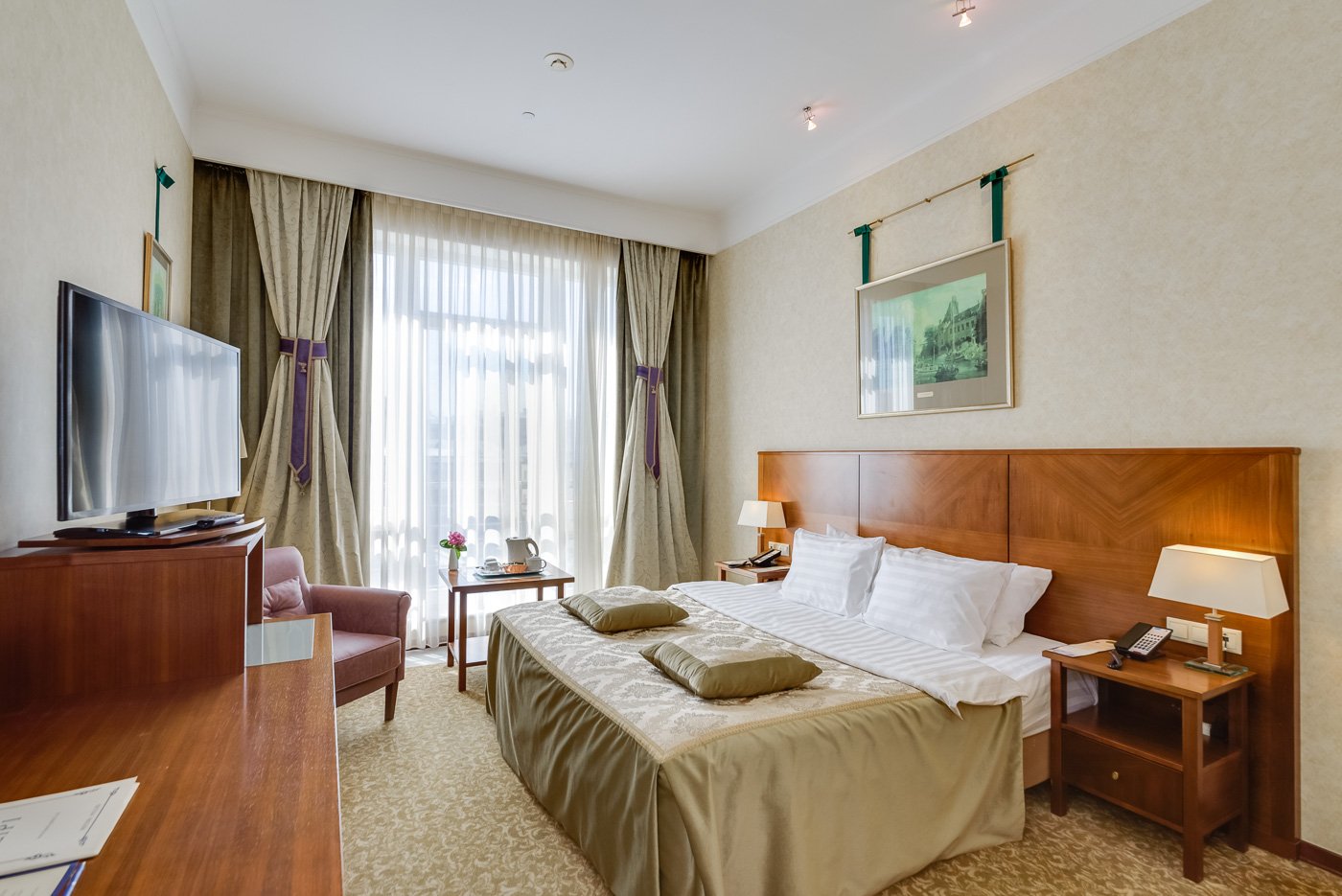 Номер на Клубном этаже_Club standard king room.jpg