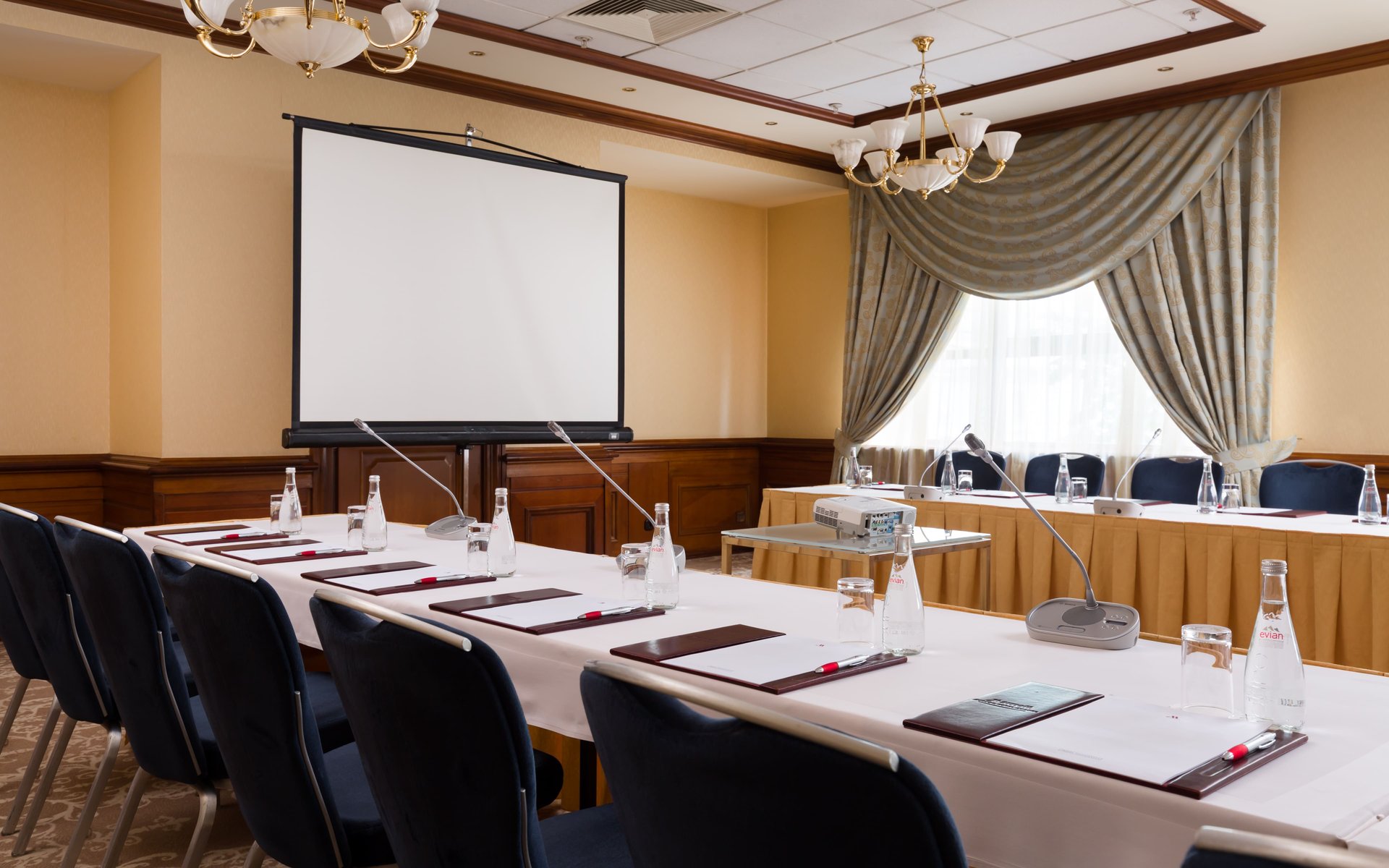 Stoleshniki board2.jpg