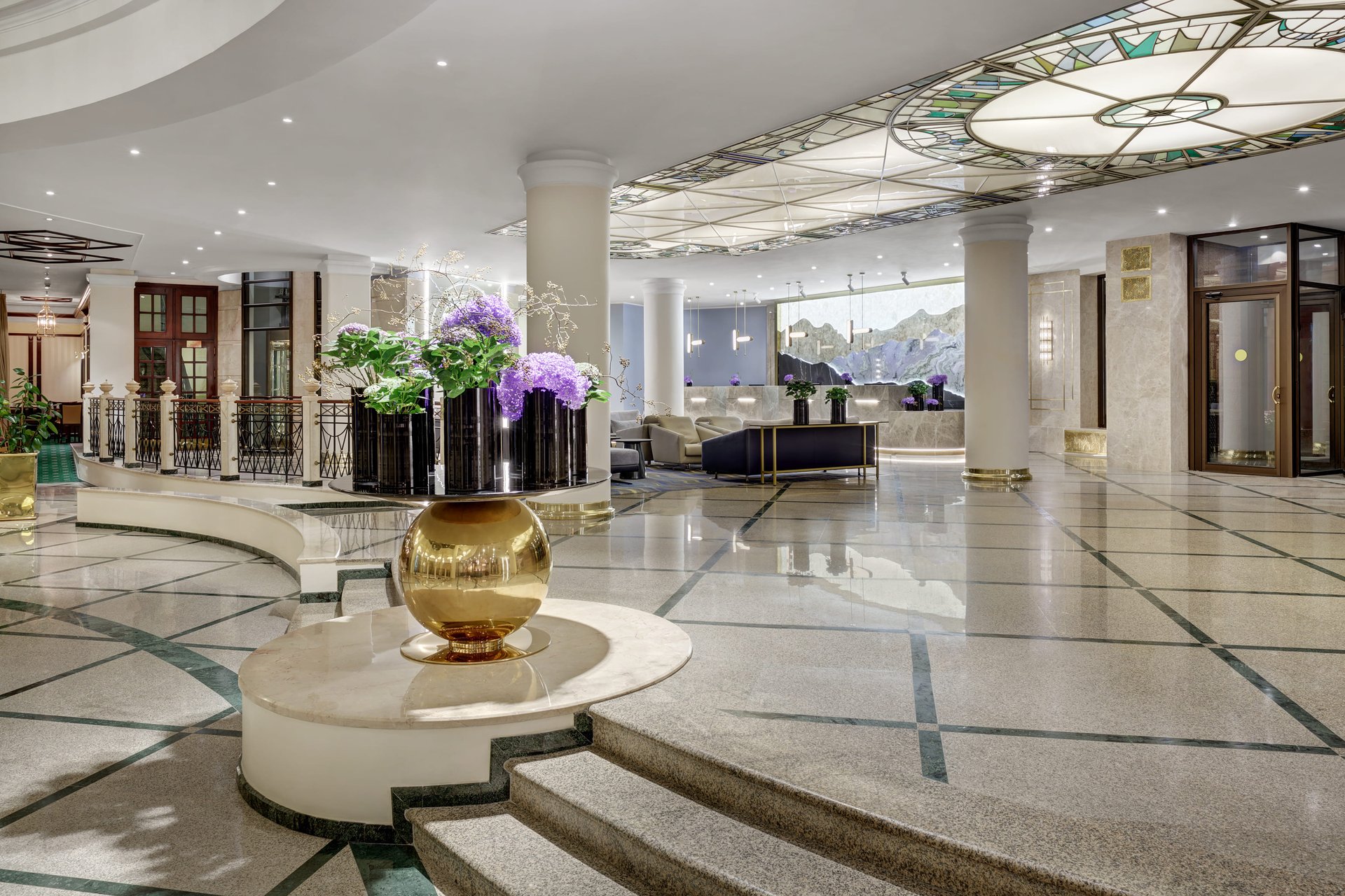 Grand_lobby_2024_1.jpg