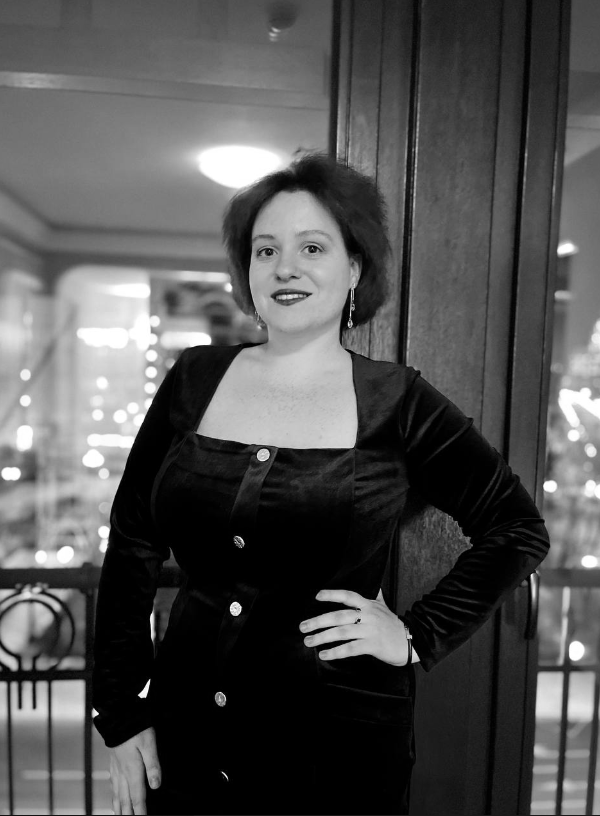 Литвинова