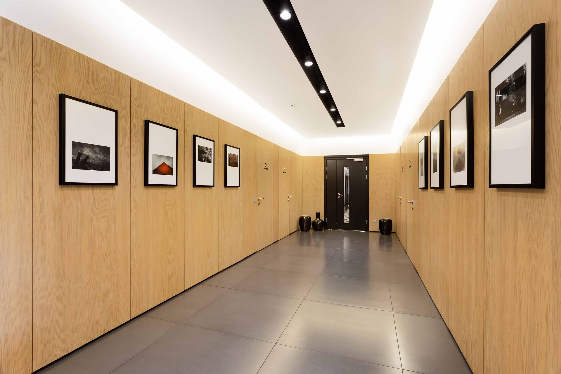 AZIMUTHotelTulskaya_Lobby_4.jpg