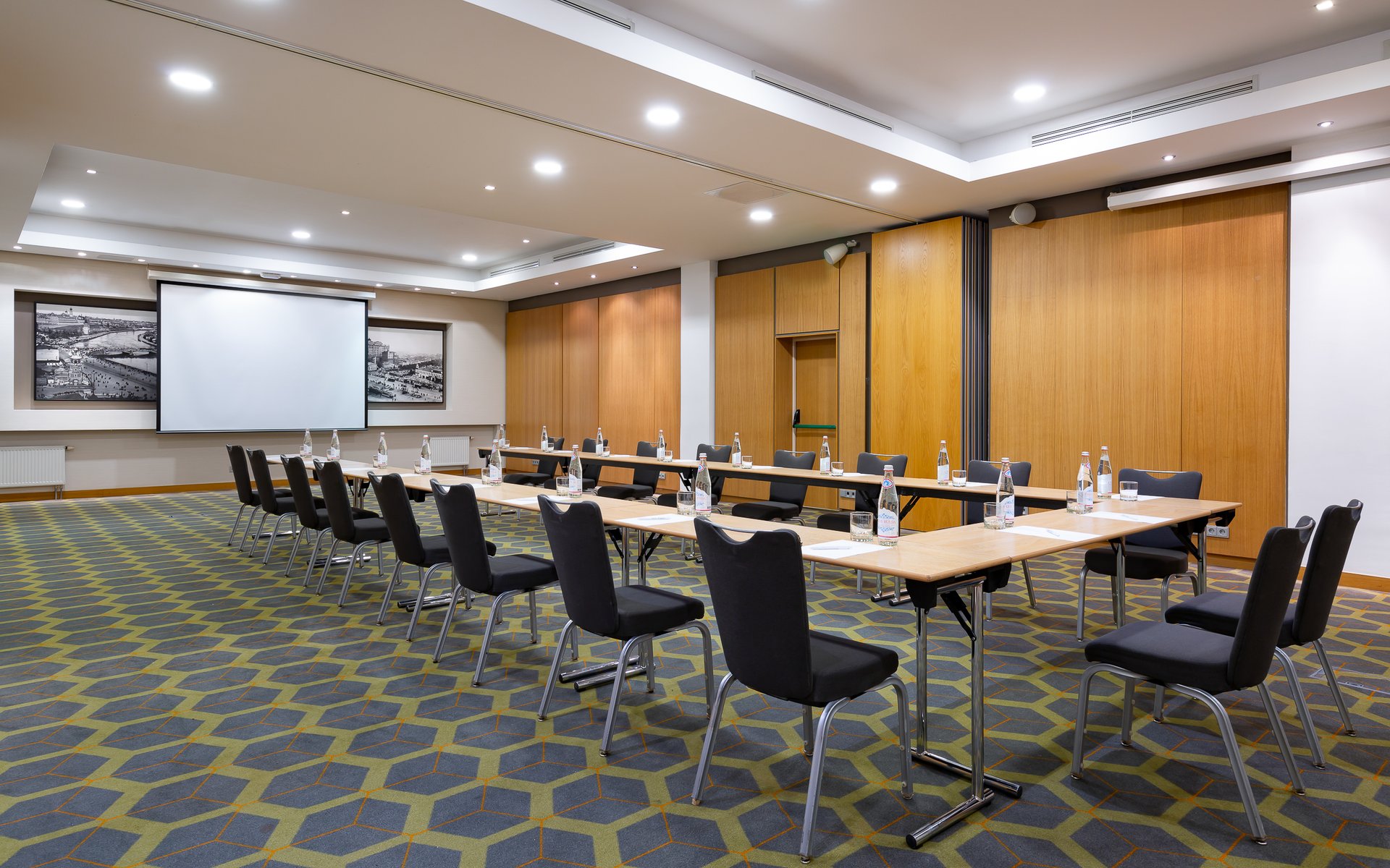 Симонов Сретенский буква П  (2).jpg