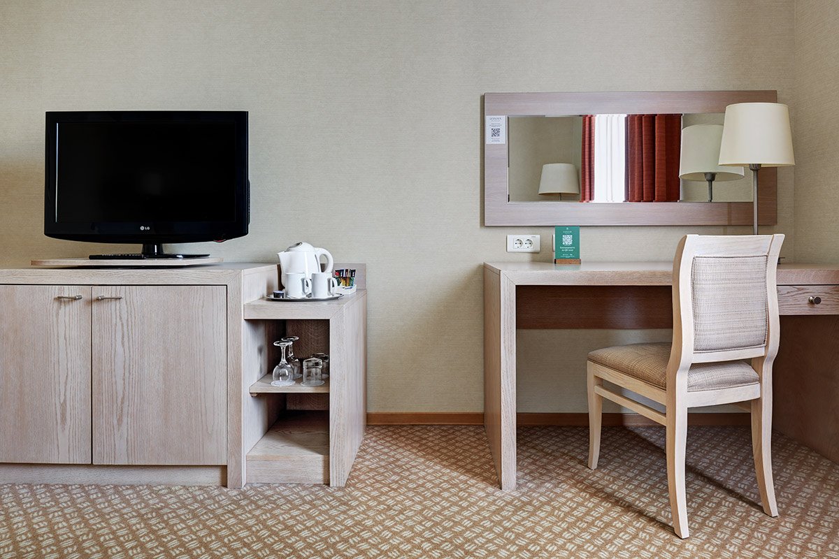 lesnaya_by_safmar_standard_room_twin_italian_beds_3.jpg