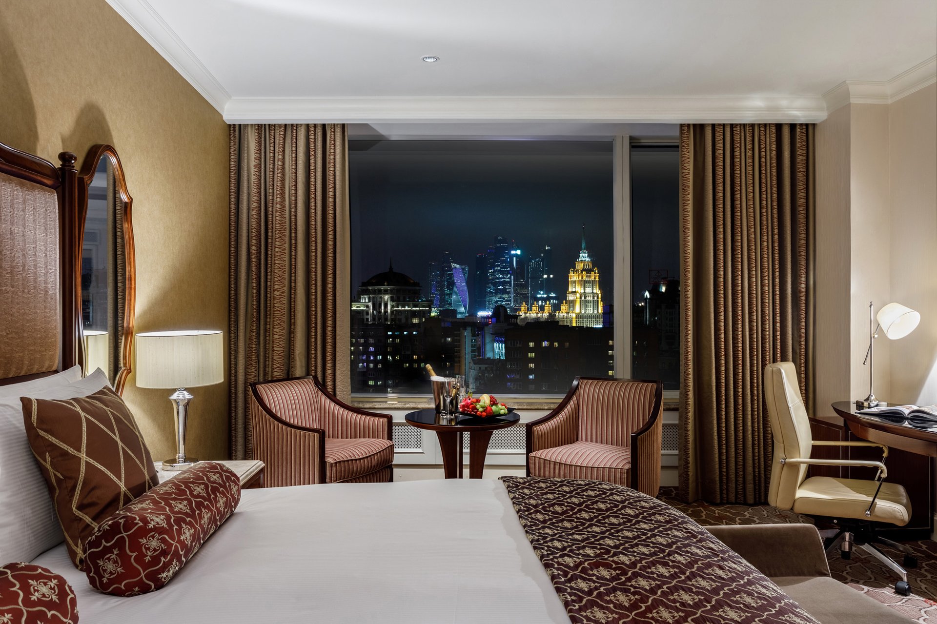 LHM-Superior_Room-2.jpg