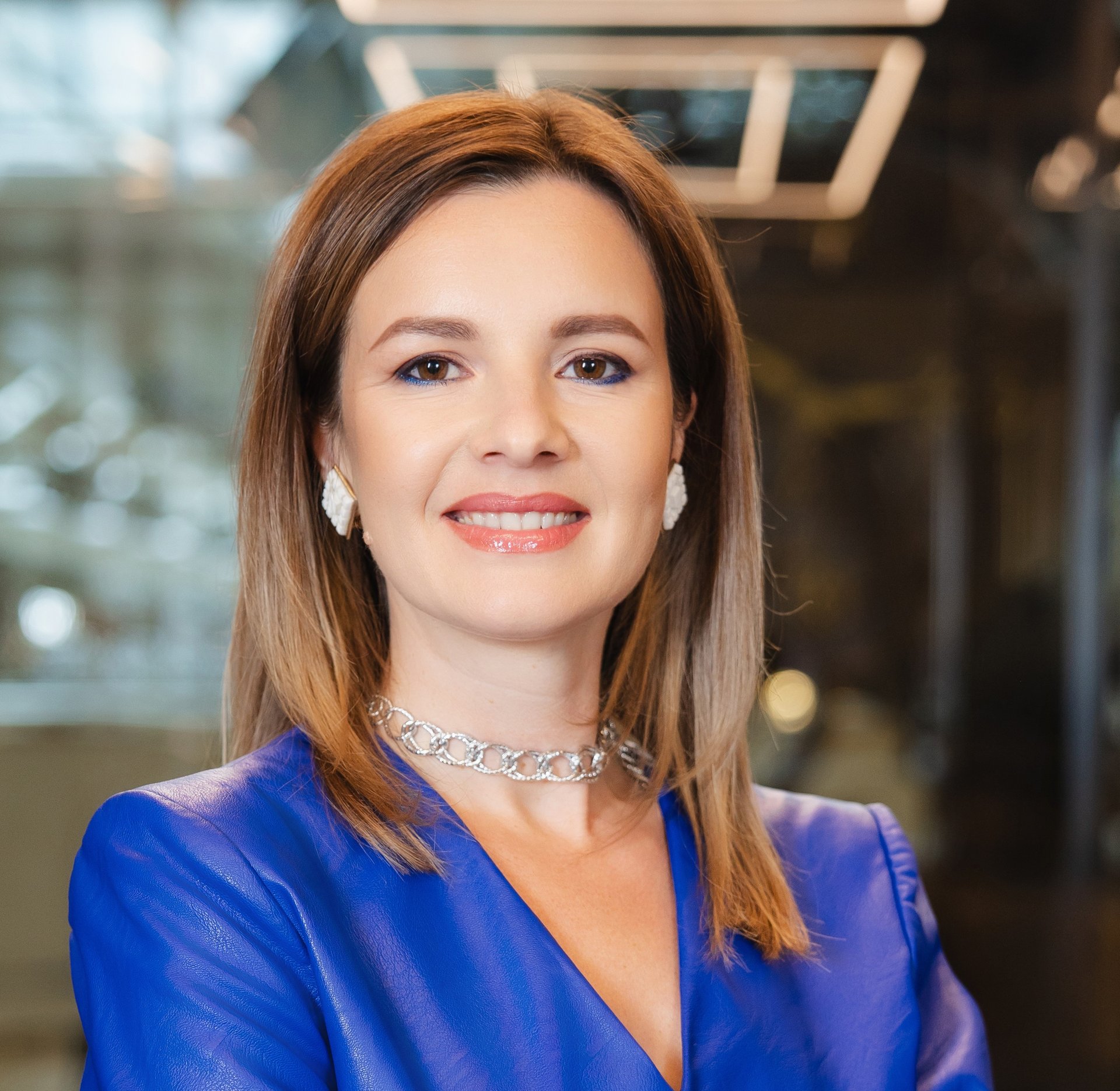 Лина Москвина crop