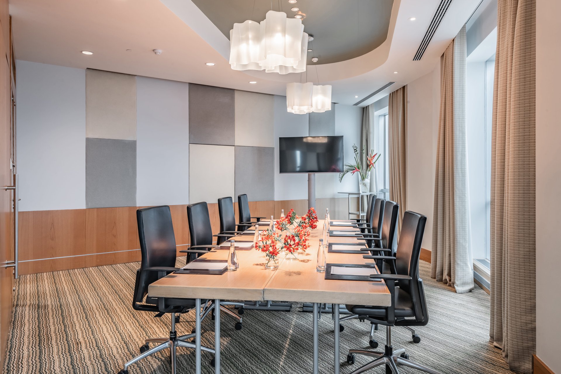Boardroom (2).jpg